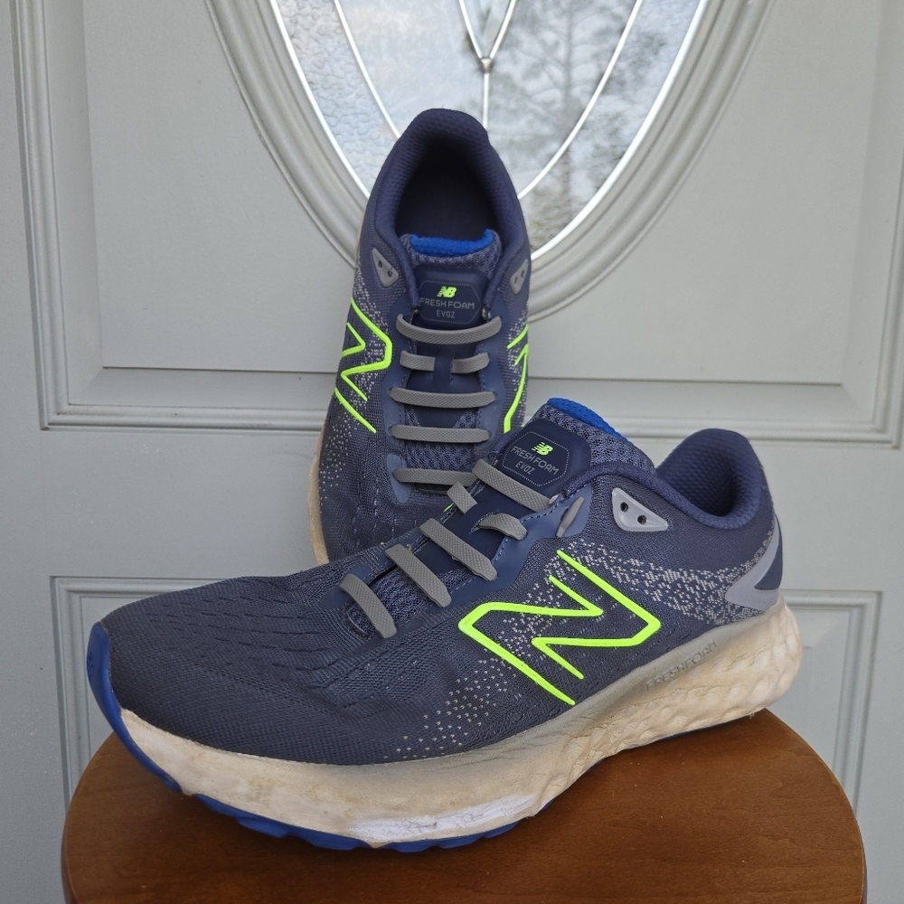 New Balance Fresh Foam Evoz v2 Sneakers